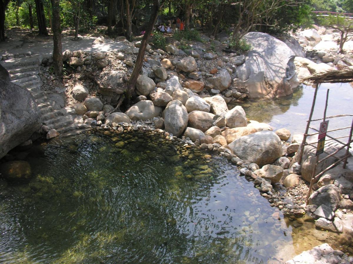 Hoang Lan Villa - Suoi Luong - Hai Van Park Da Nang Dış mekan fotoğraf